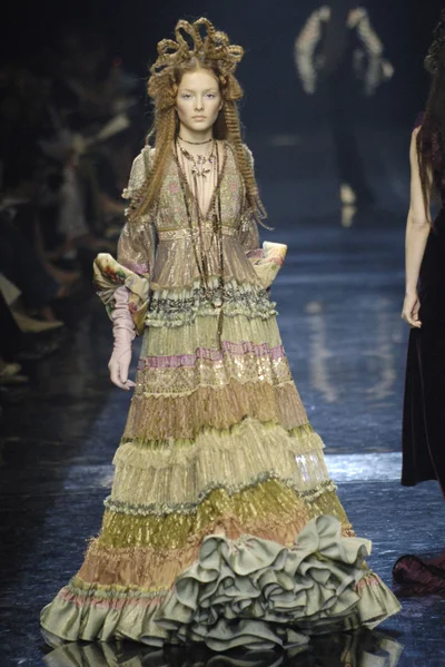 Look 34